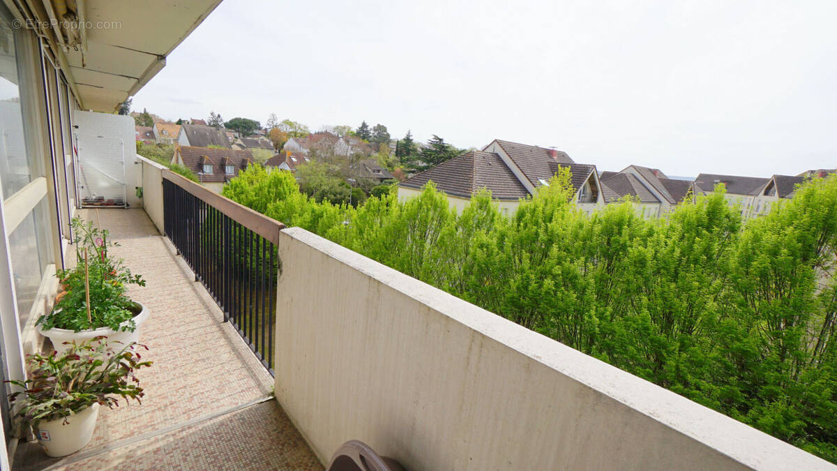 Appartement à LES MUREAUX