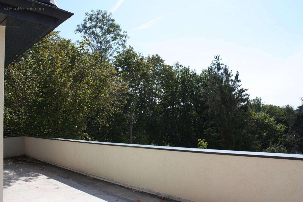 Appartement à SAINT-DIDIER-AU-MONT-D&#039;OR