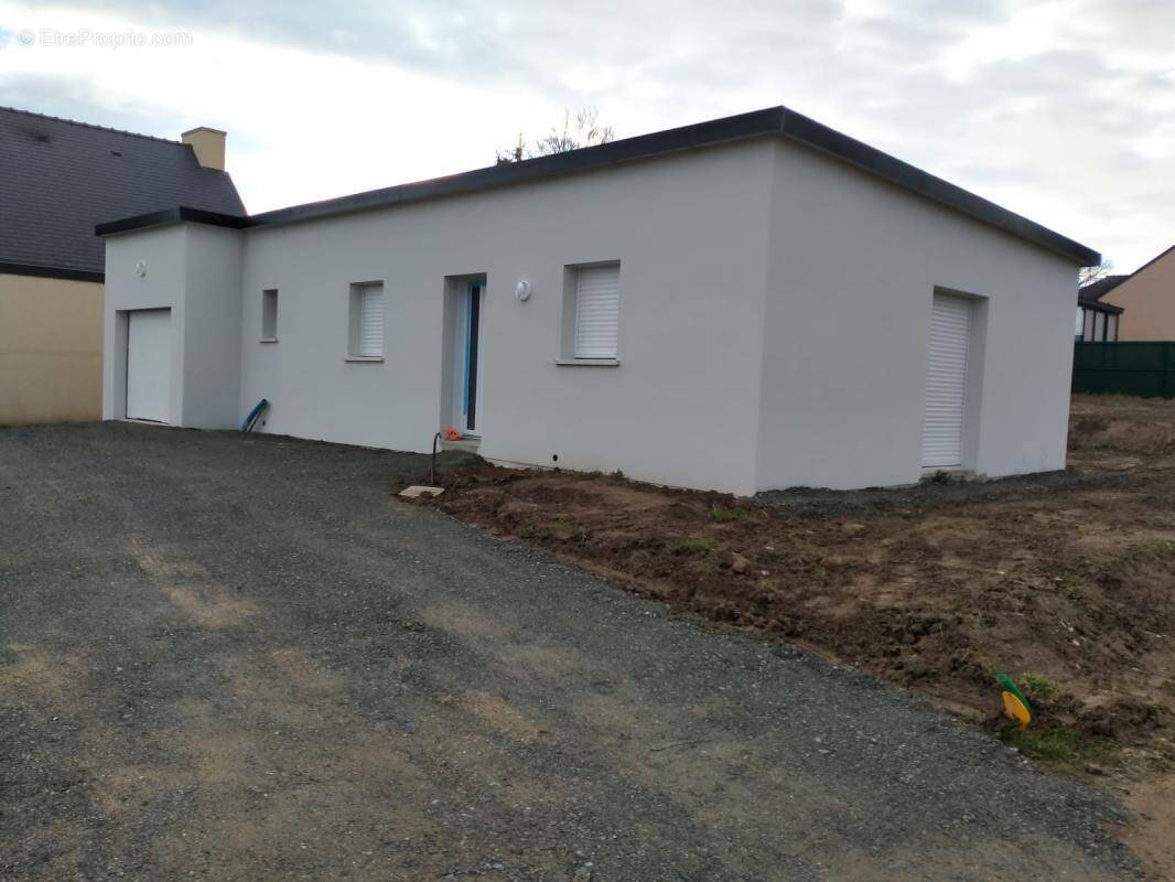 Maison à PLOUENAN