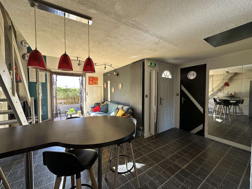 Maison à SAINT-CYPRIEN