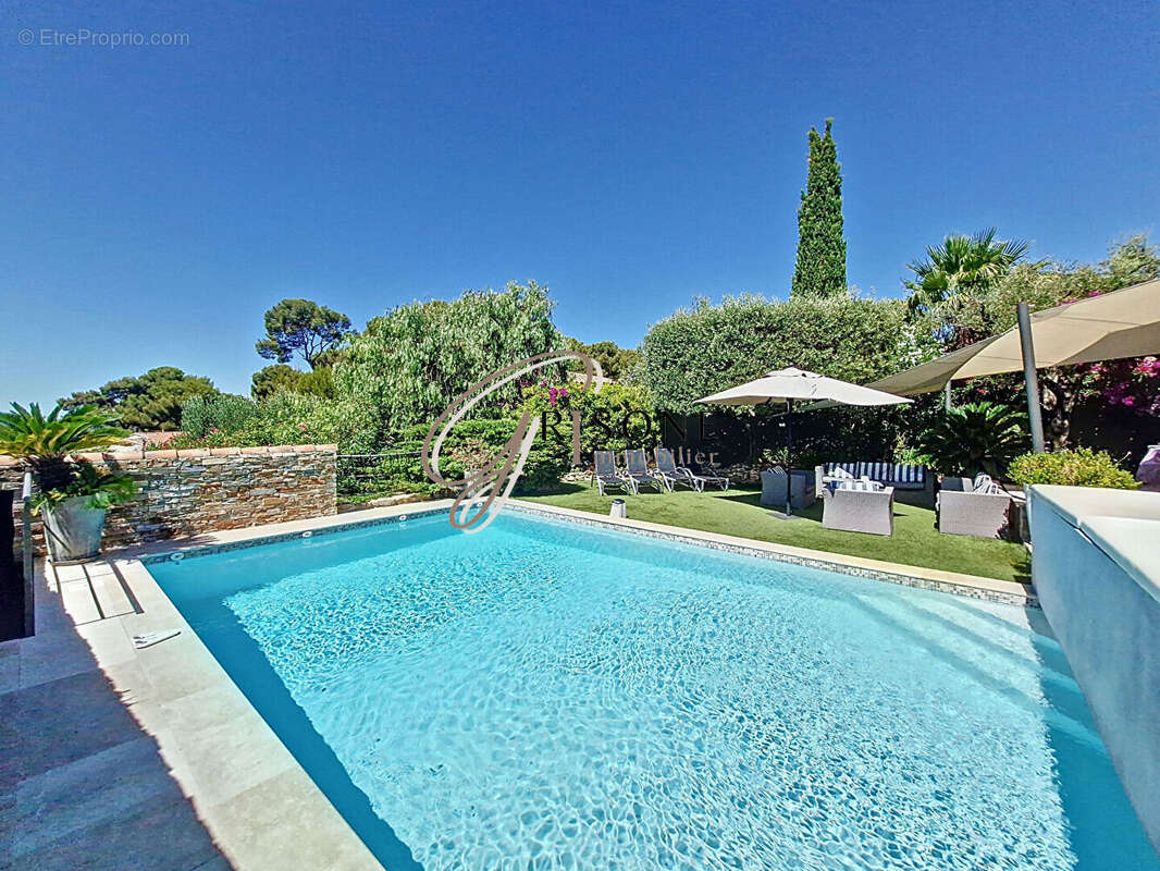 Maison à SANARY-SUR-MER