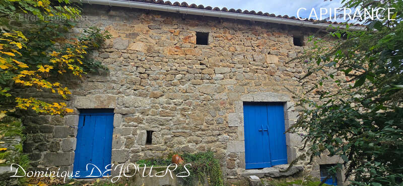 Ardèche, à 5 mn en voiture de St Pierreville au coeur du parc national des Monts d'Ardèche, spacieuse maison de 178m² avec une g - photo 13