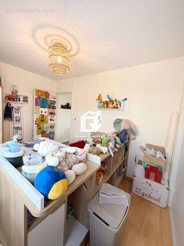 Appartement à SAINTE-RADEGONDE