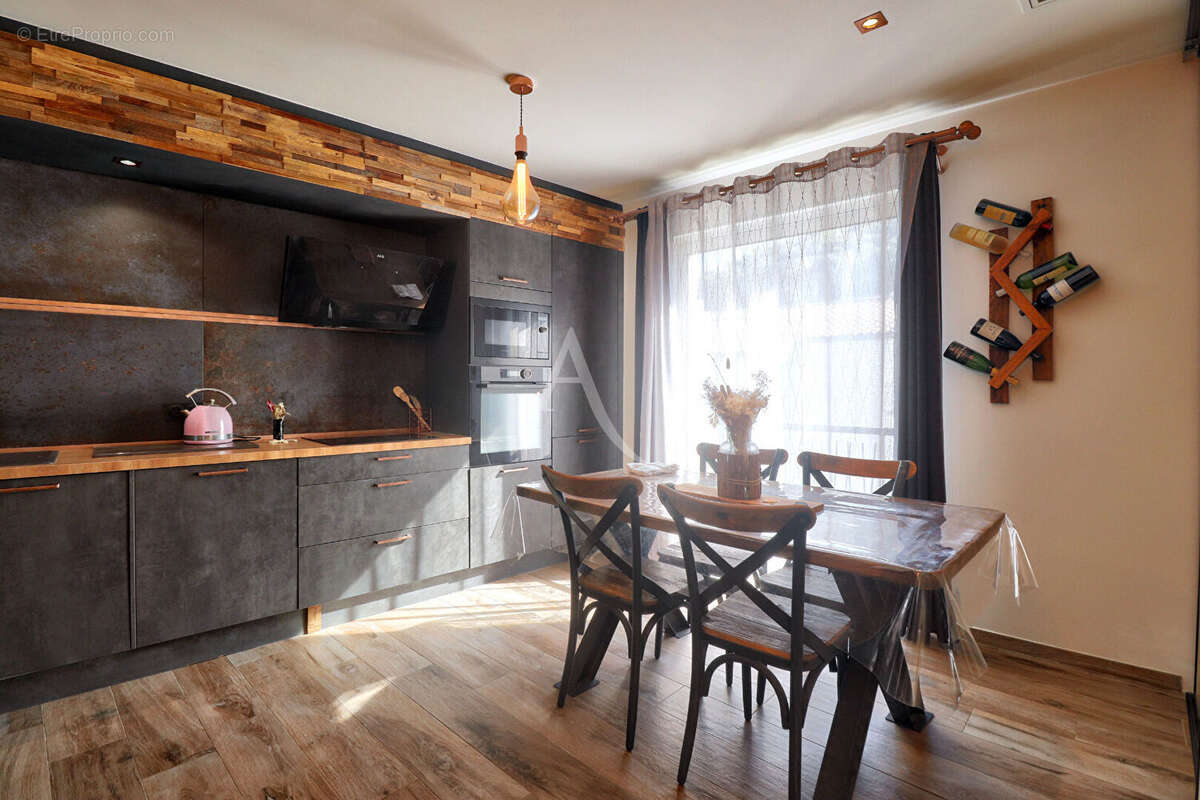 Appartement à GINASSERVIS