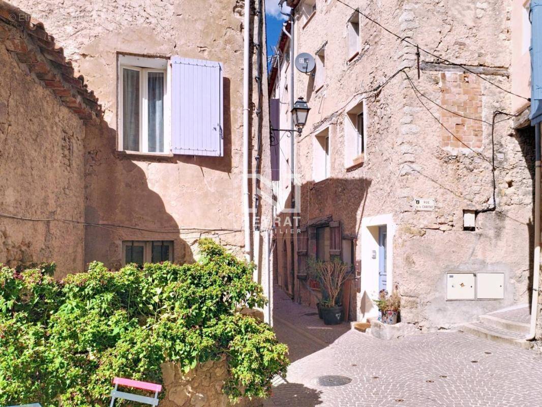 Appartement à FAYENCE