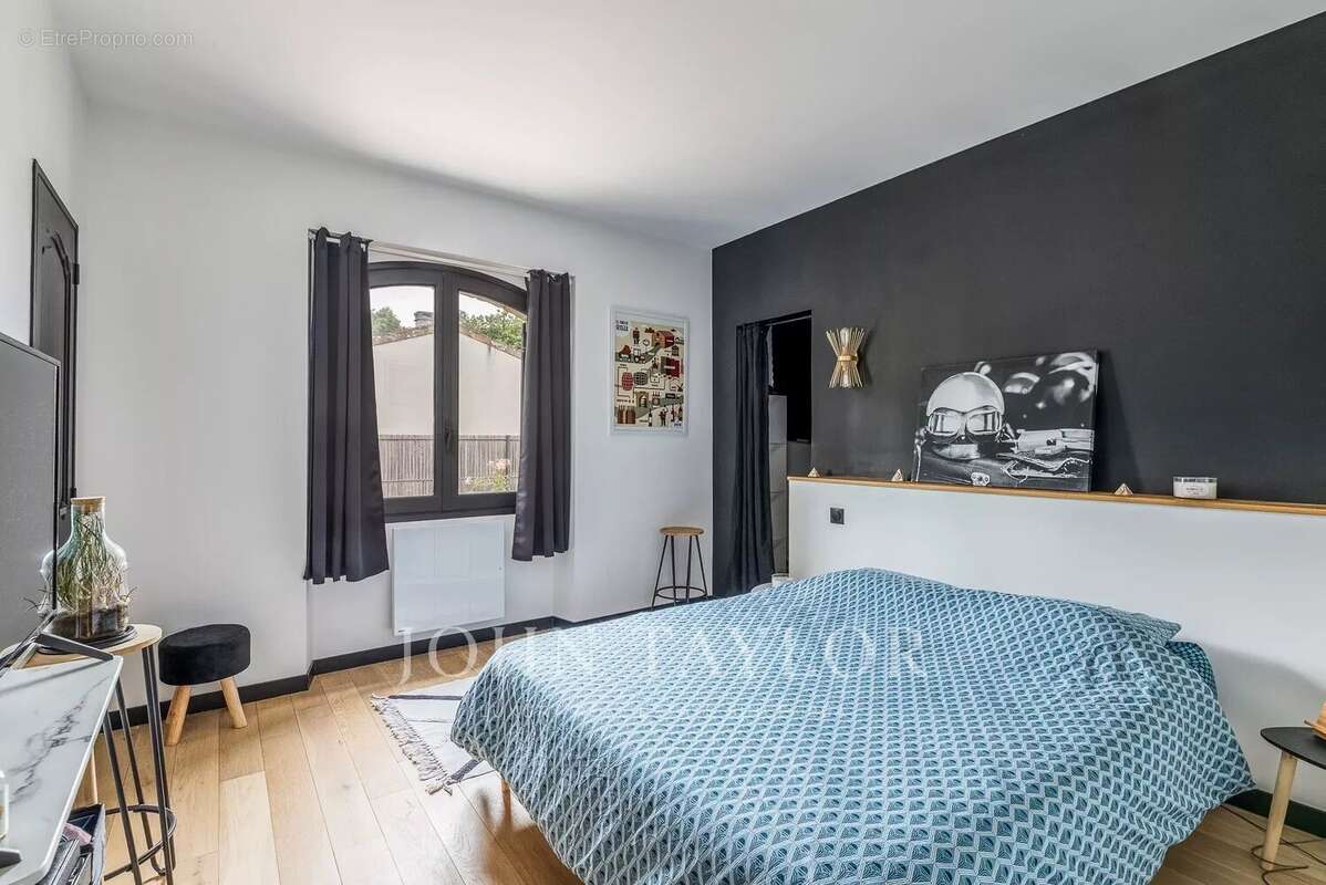 Maison à CARBON-BLANC