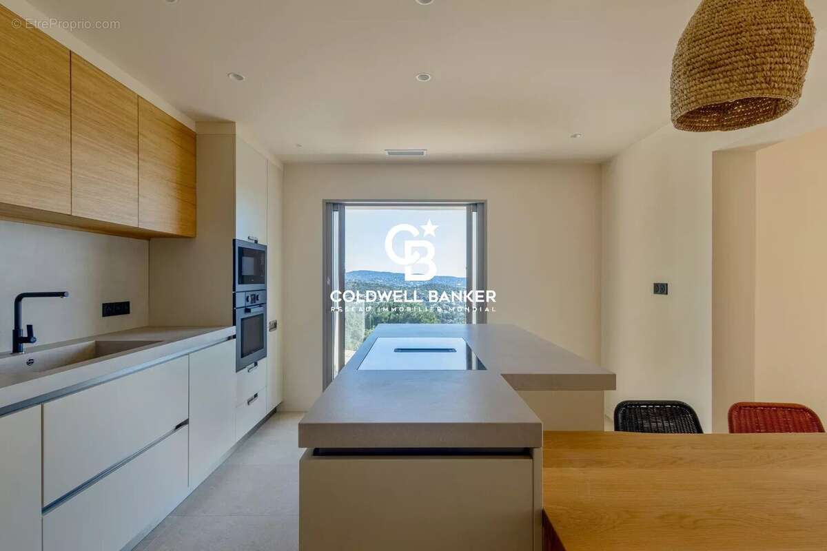 Maison à CAVALAIRE-SUR-MER