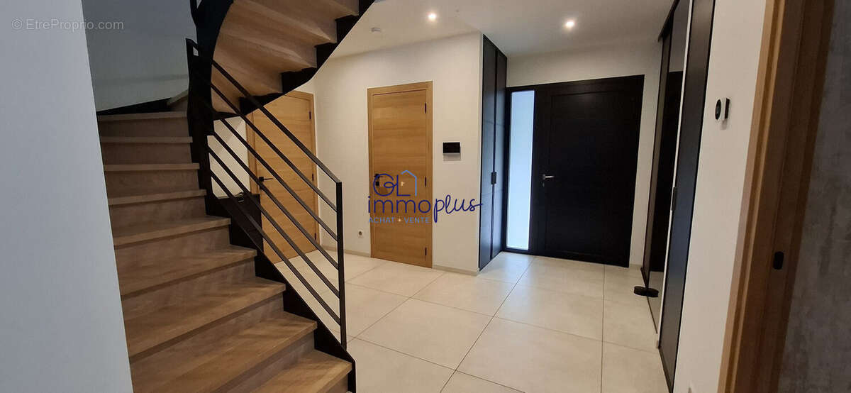 Maison à ALBERTVILLE