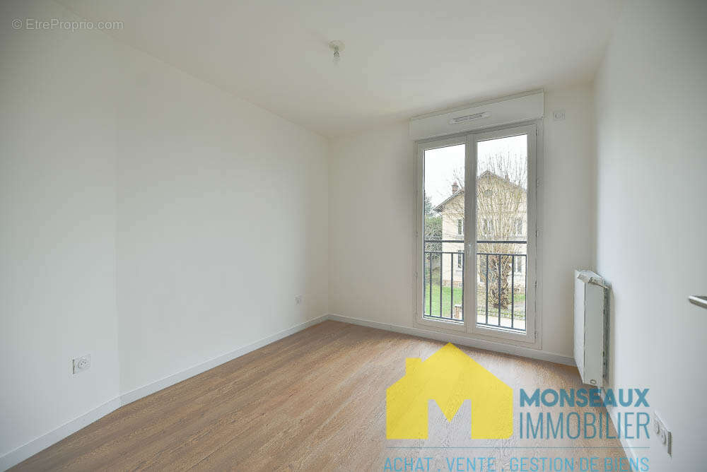 Appartement à EPINAY-SUR-ORGE