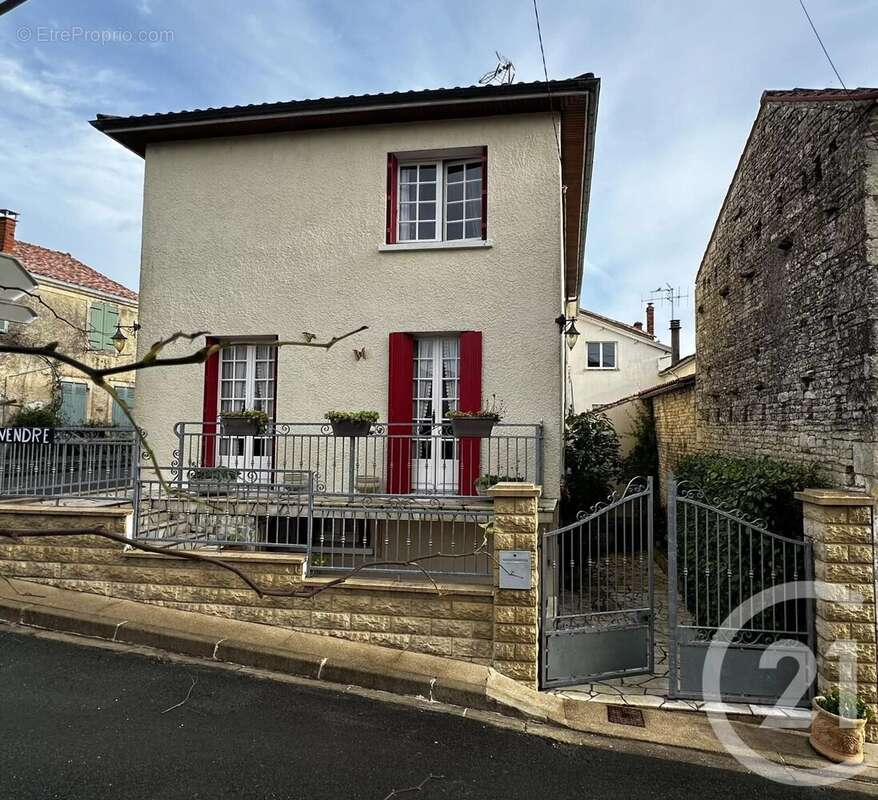 Maison à COUTURE-D'ARGENSON