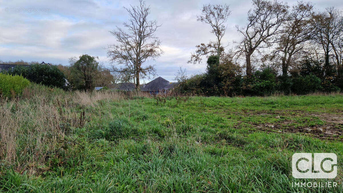 Terrain à GOUESNACH