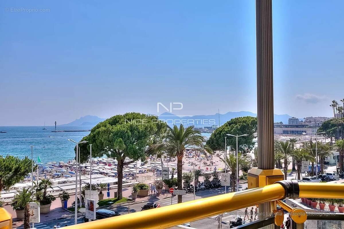 Appartement à CANNES
