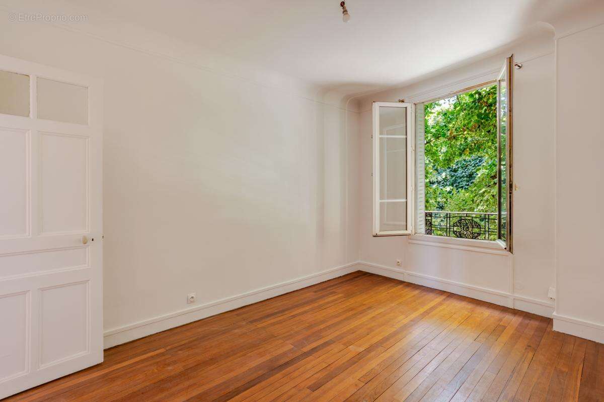 3 pièces 60 m2 / Traversant / Charme de l'ancien - photo 2