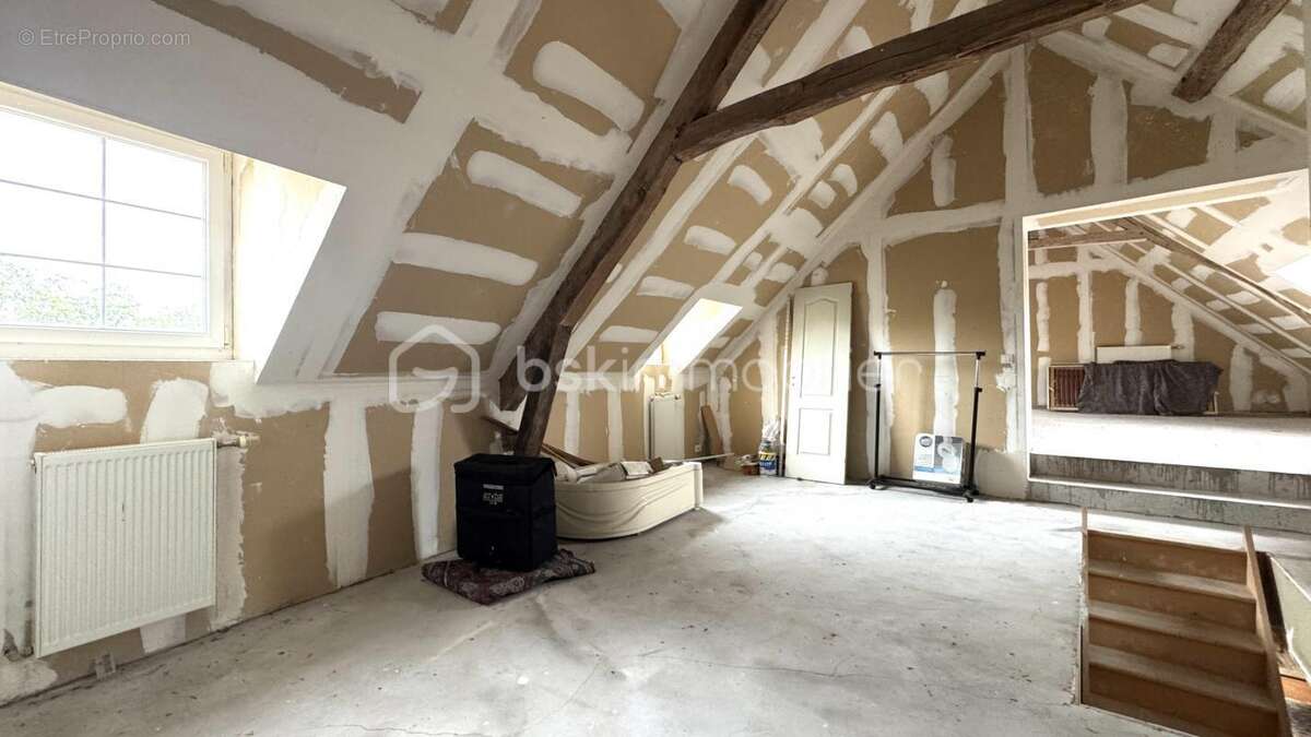 Maison à GERMIGNY-L&#039;EVEQUE