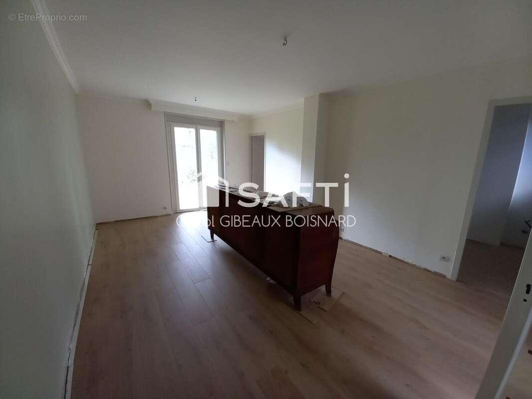 Maison 42 m² à Saumeray  - photo 3