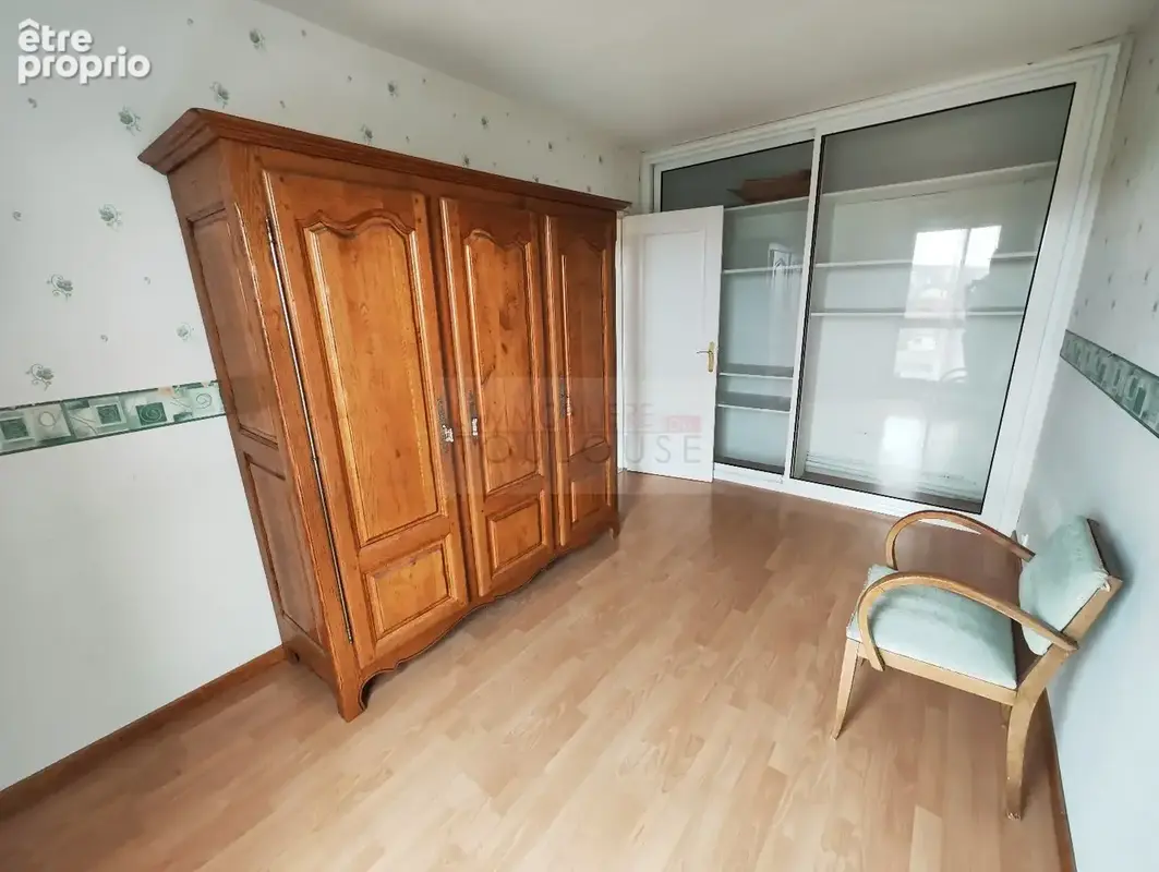 Appartement T4  84 m² - Balcon et Loggia  Vue Pyrénées - photo 10