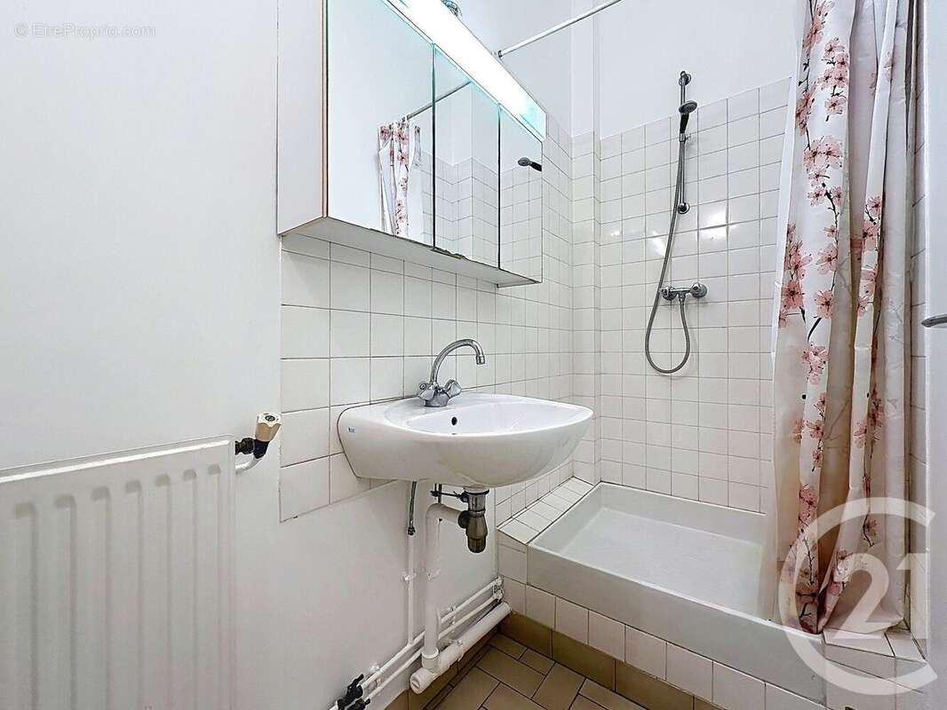 Photo 9 - Appartement à CHOISY-LE-ROI