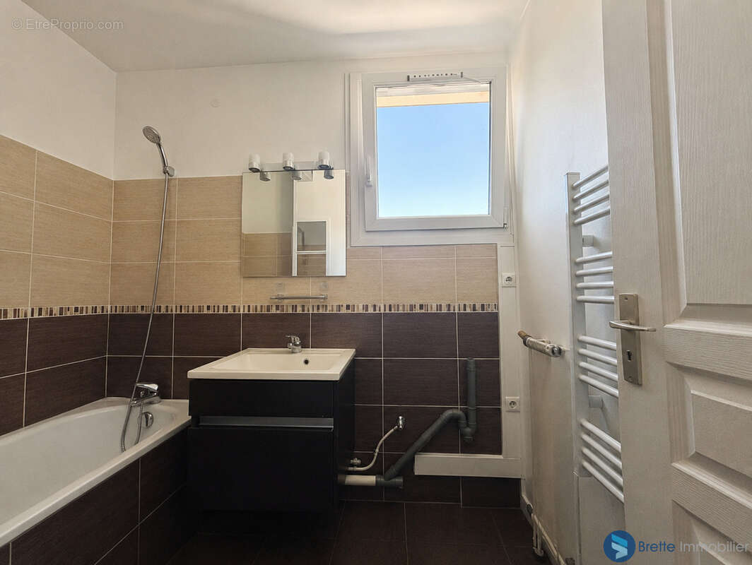 Toulon ouest - appartement t2 residence securisee - balcon - photo 7