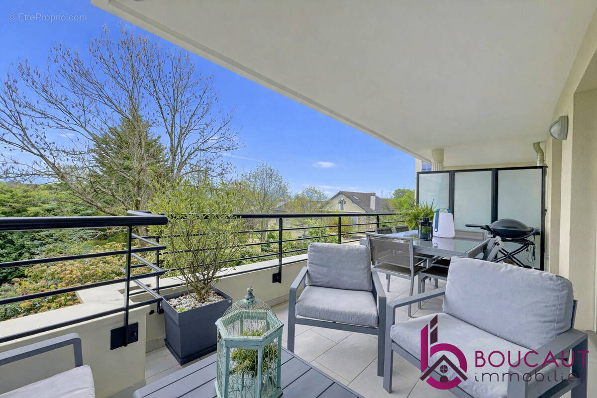 Appartement à LE PLESSIS-ROBINSON
