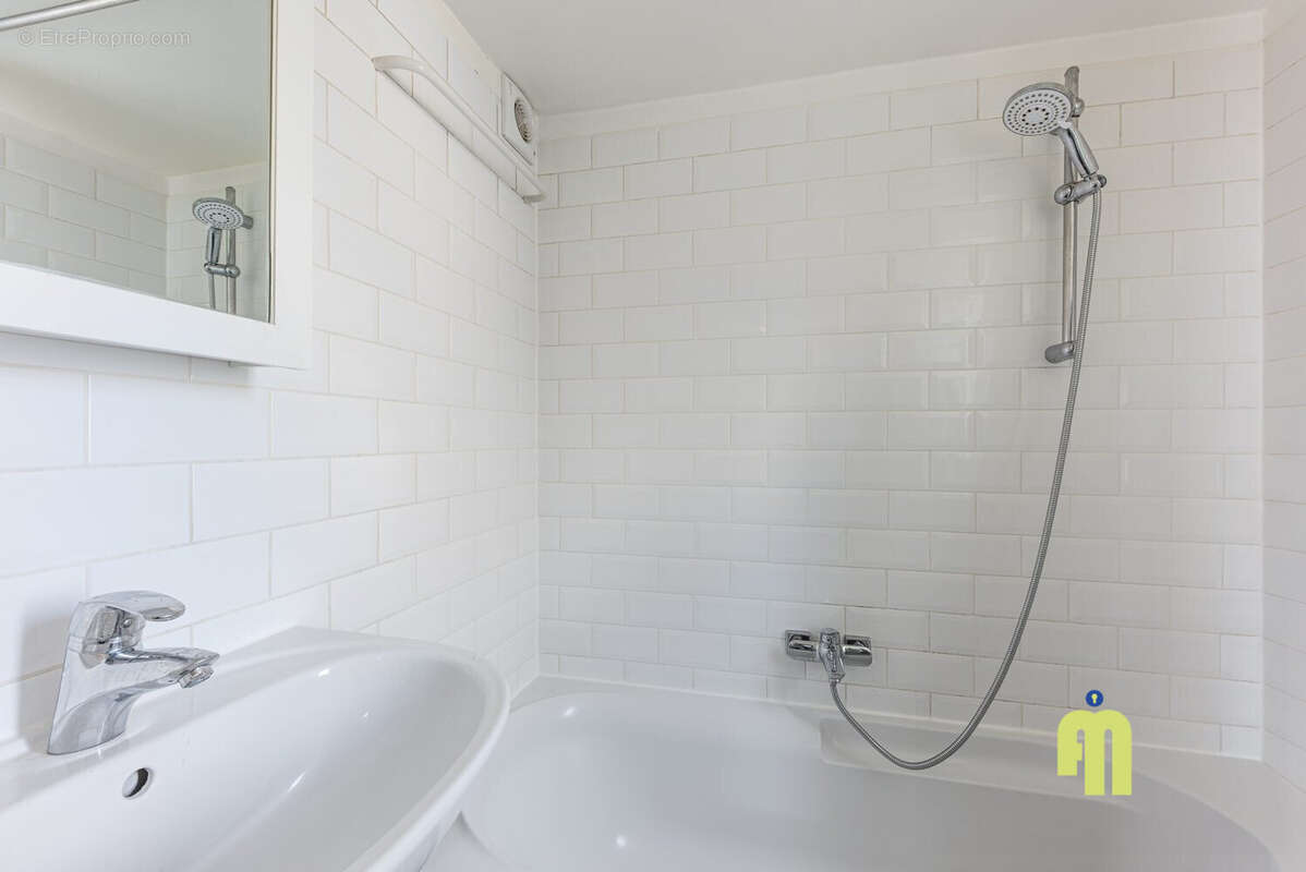 Appartement 52 m² à Paris-17e  - photo 7