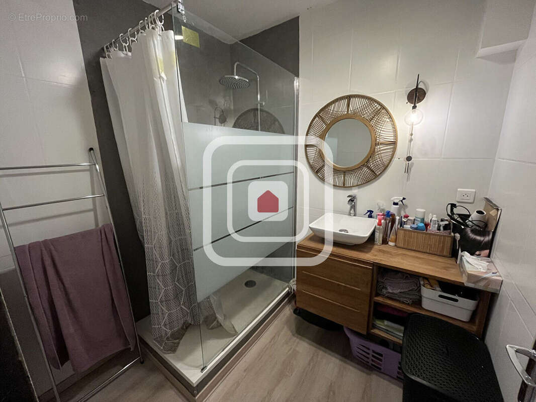 Maison à BOURG-ET-COMIN