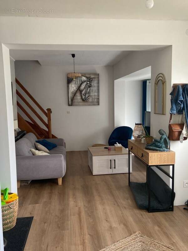 Maison à RUELLE-SUR-TOUVRE