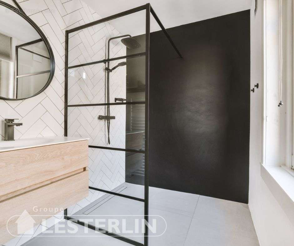 Terrain à HERLEVILLE