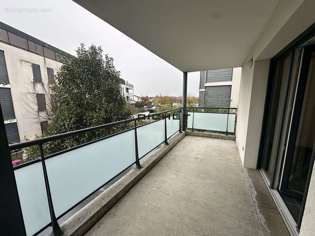 Appartement à VILLENAVE-D'ORNON