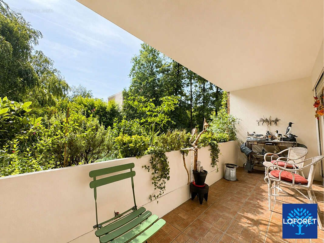 Appartement 3 pièces  95 m² , Résidence Marin la Meslée,  À deux pas du parc de la Rhonelle - photo 4