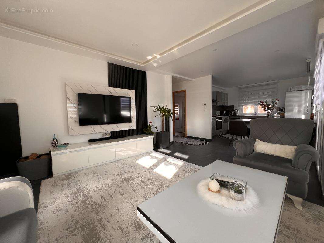 Appartement à DENNEY