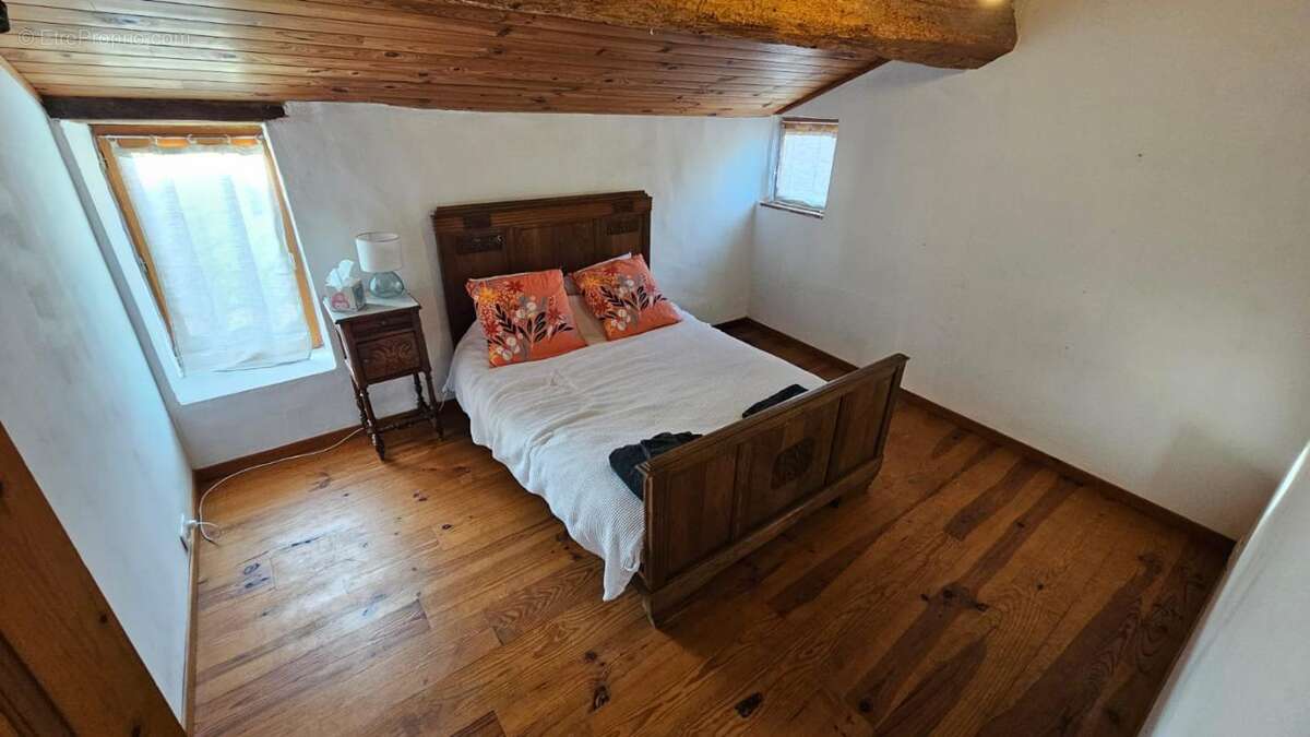 Maison à QUILLAN