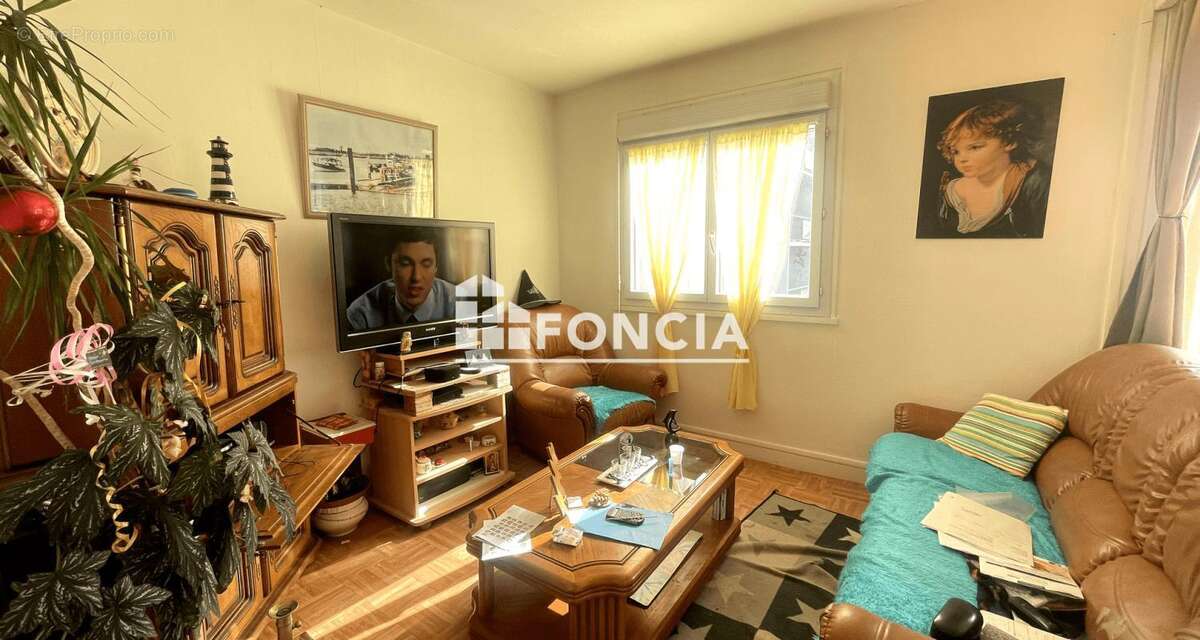 Appartement à TONNAY-CHARENTE