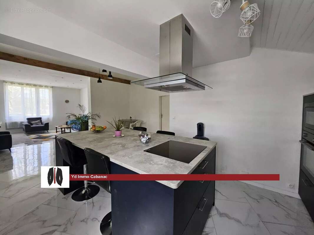 Maison à CABANAC-ET-VILLAGRAINS