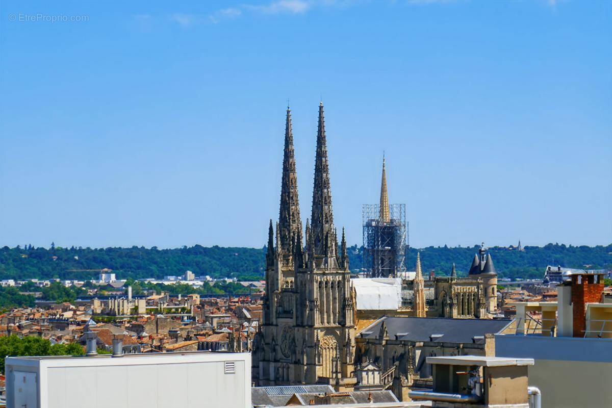 Appartement à BORDEAUX