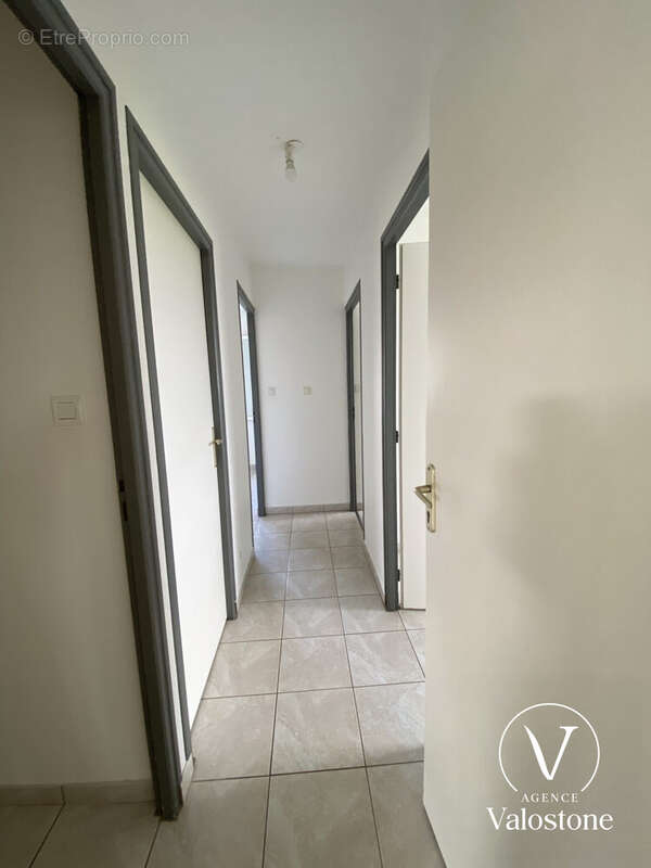 Maison 92 m² à Nassiet  - photo 9