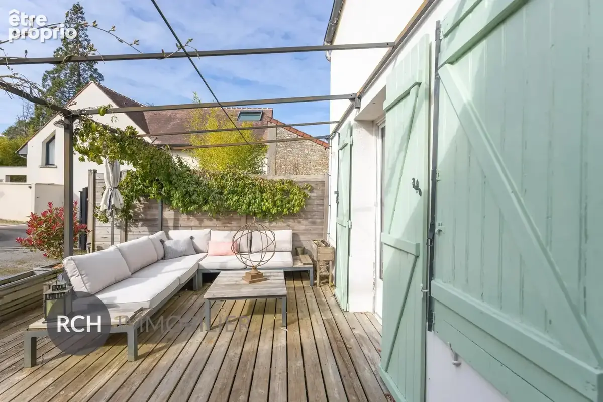 Exclusivité - Forêt de Rambouillet - Maison ancienne avec joli jardin clos de mur - photo 3