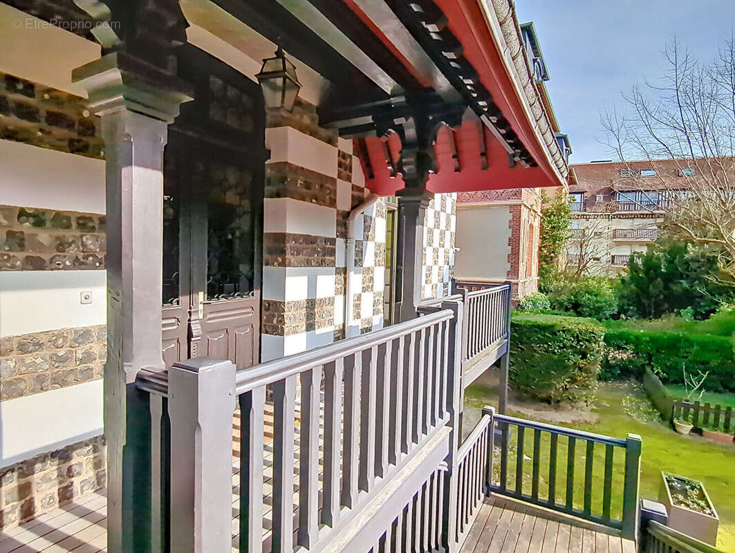 Appartement à HOULGATE
