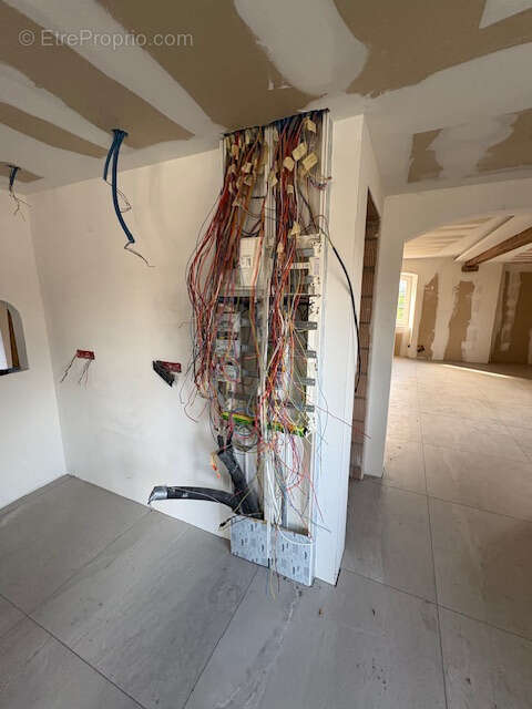 Maison à STEINBRUNN-LE-BAS