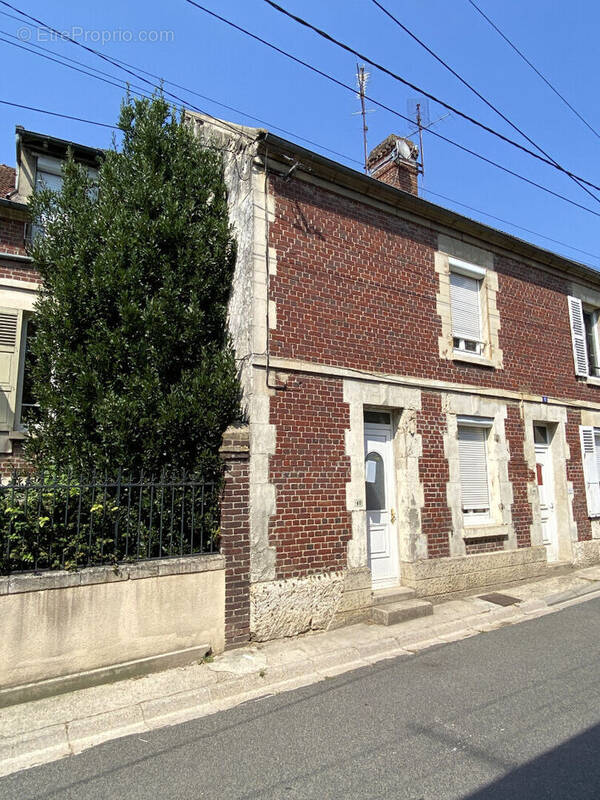 Maison à BETHISY-SAINT-PIERRE