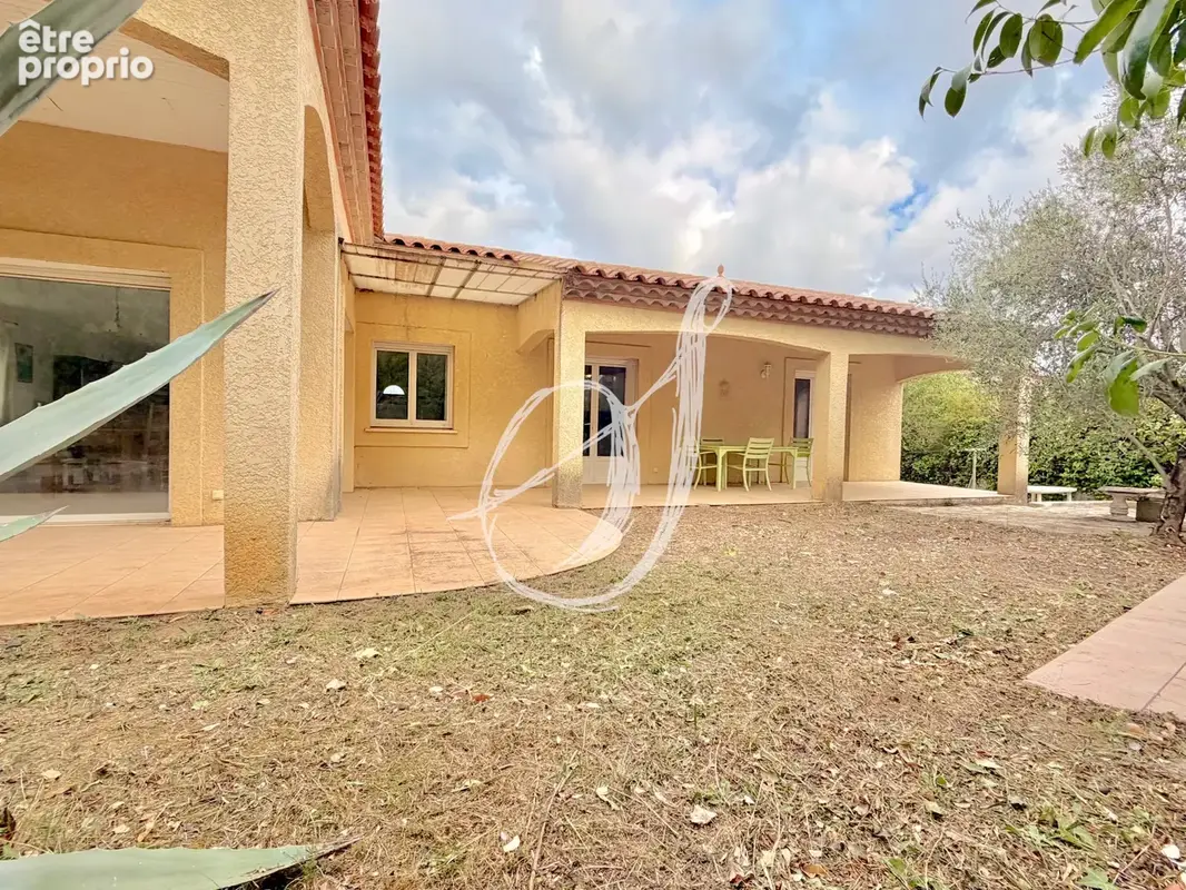 Villa de plain-pied de type 4, trois chambres avec jardin & sous-sol intégral sur Saint Georges d'Orques - photo 9
