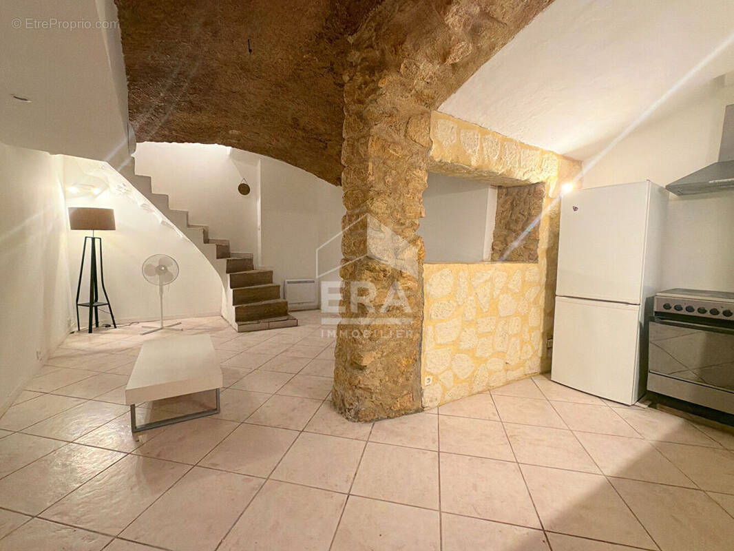 Appartement à PERTUIS