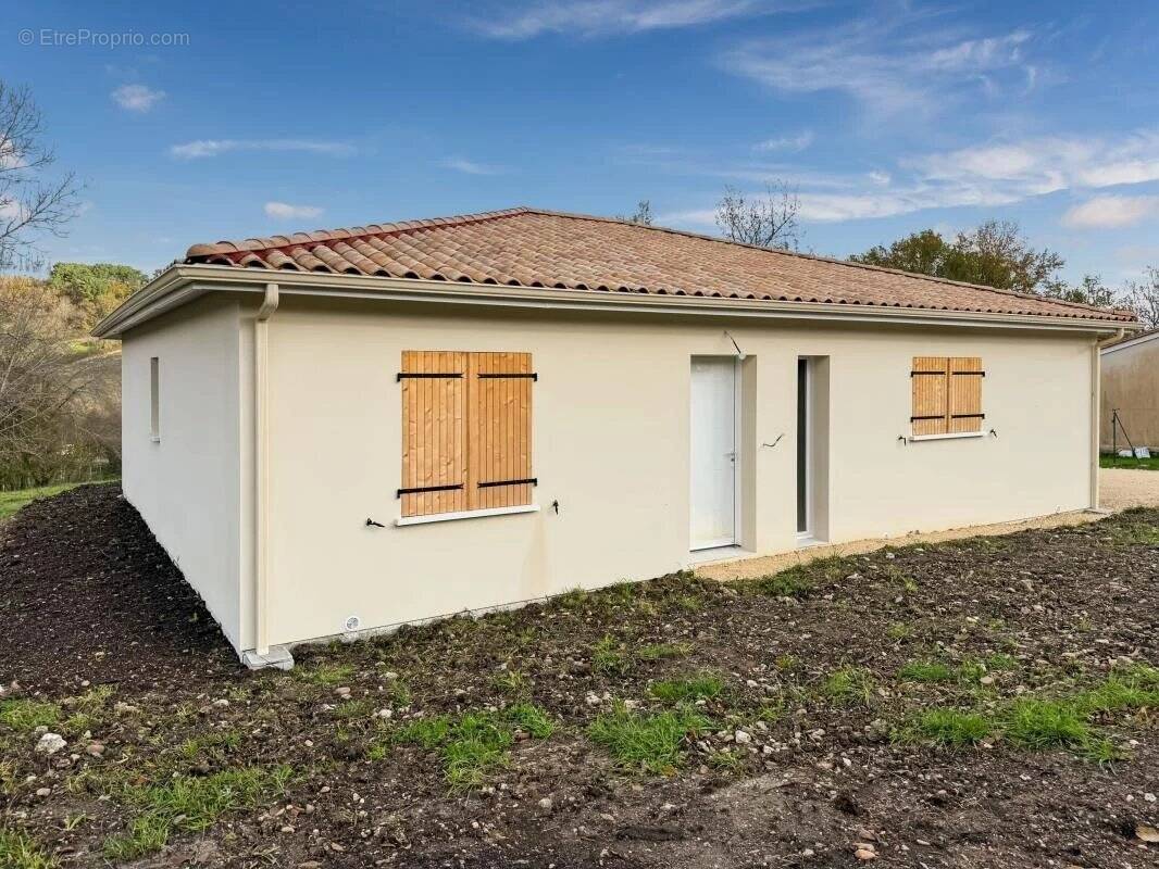 Maison à CHANTERAC