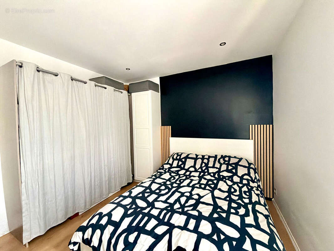 Appartement à SARTROUVILLE