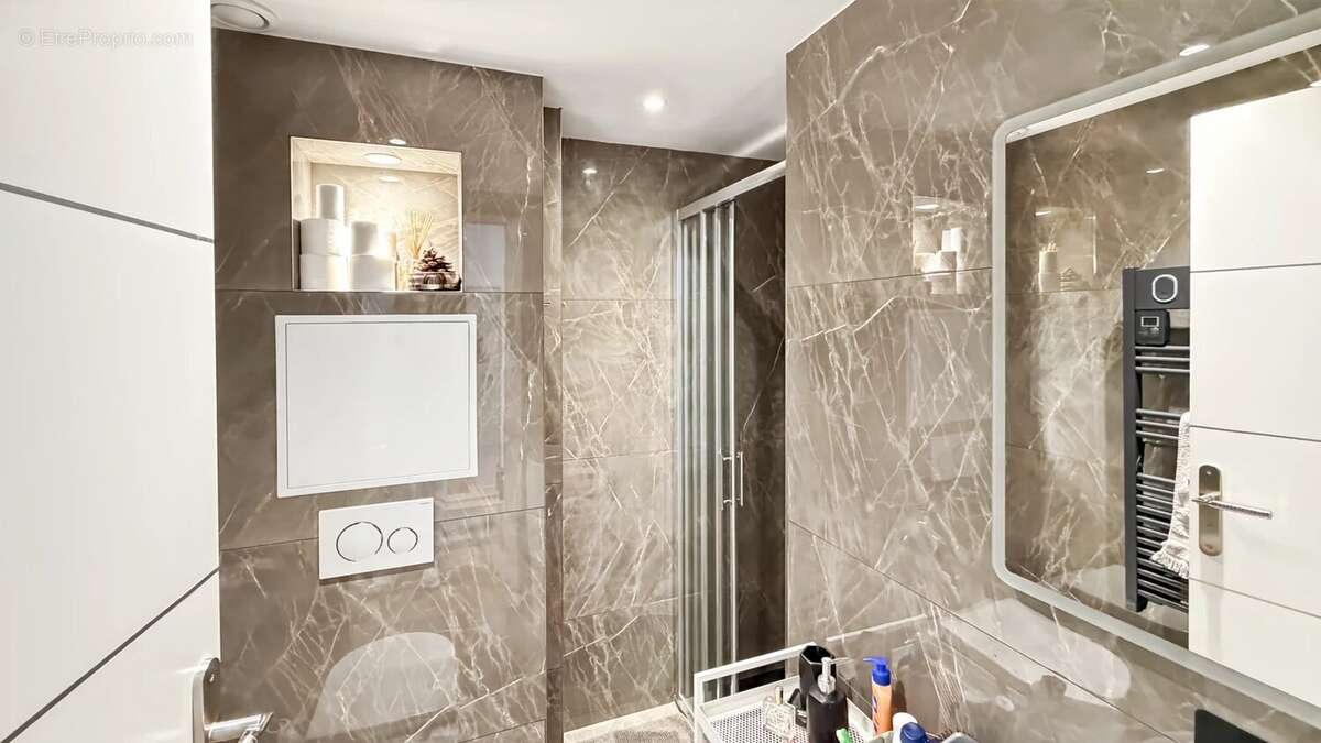 Golfe-Juan – Appartement d’exception avec vue mer panoramique dans résidence de prestige avec piscine et tennis - photo 8