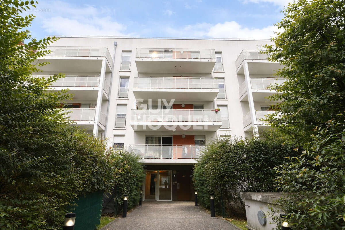 Appartement à AUBERVILLIERS