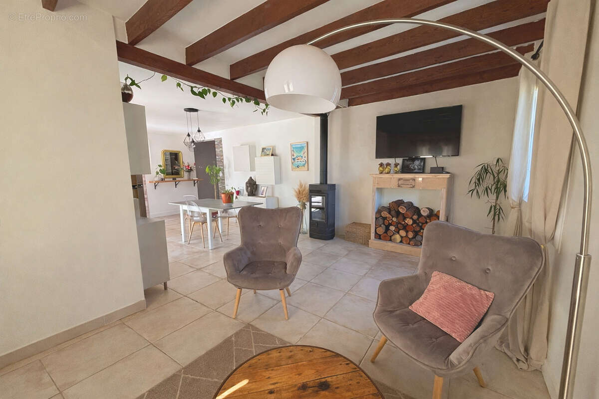 Maison à VALLON-PONT-D'ARC