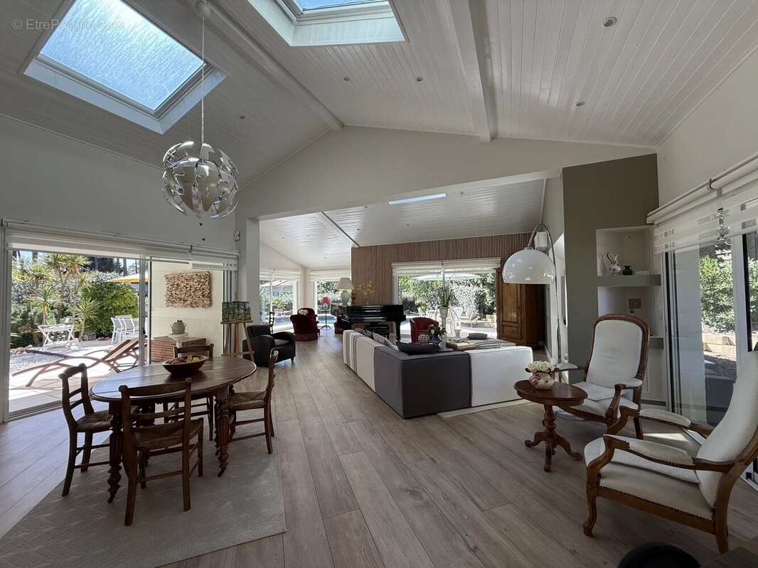 Maison à LE BOUSCAT