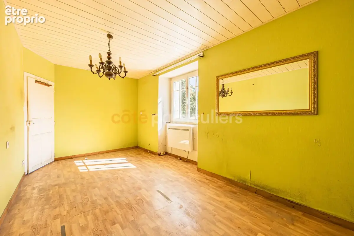 Corcoué-sur-logne -- maison 140 m2 possible -- beaucoup de potentiel -- calme -- grand terrain - photo 8