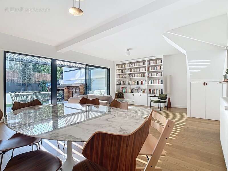 Maison à ASNIERES-SUR-SEINE