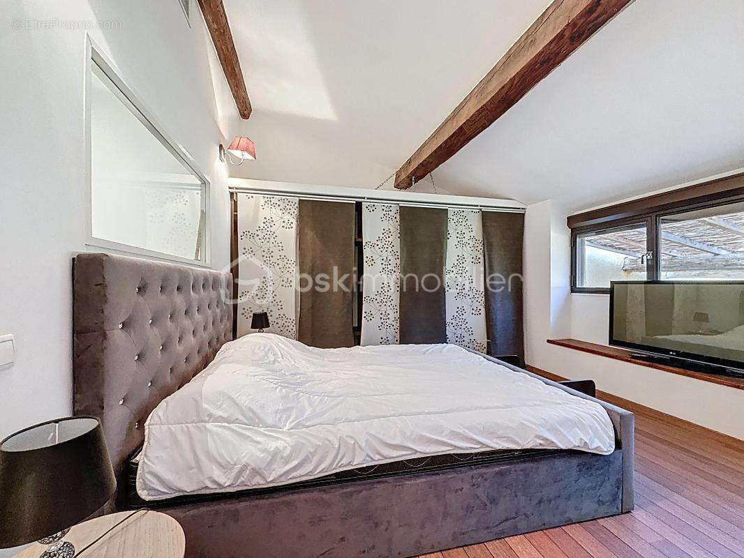 Maison de ville 5 pièces 130m2 en r+1 avec grand garage et patio - photo 10